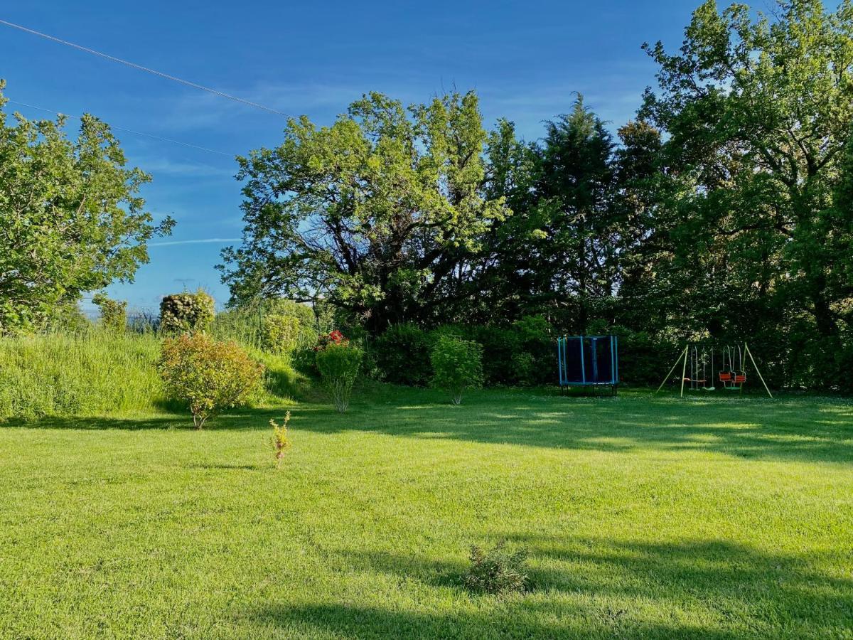 Studio Au Pied De La Ste Victoire Appartement Puyloubier Buitenkant foto